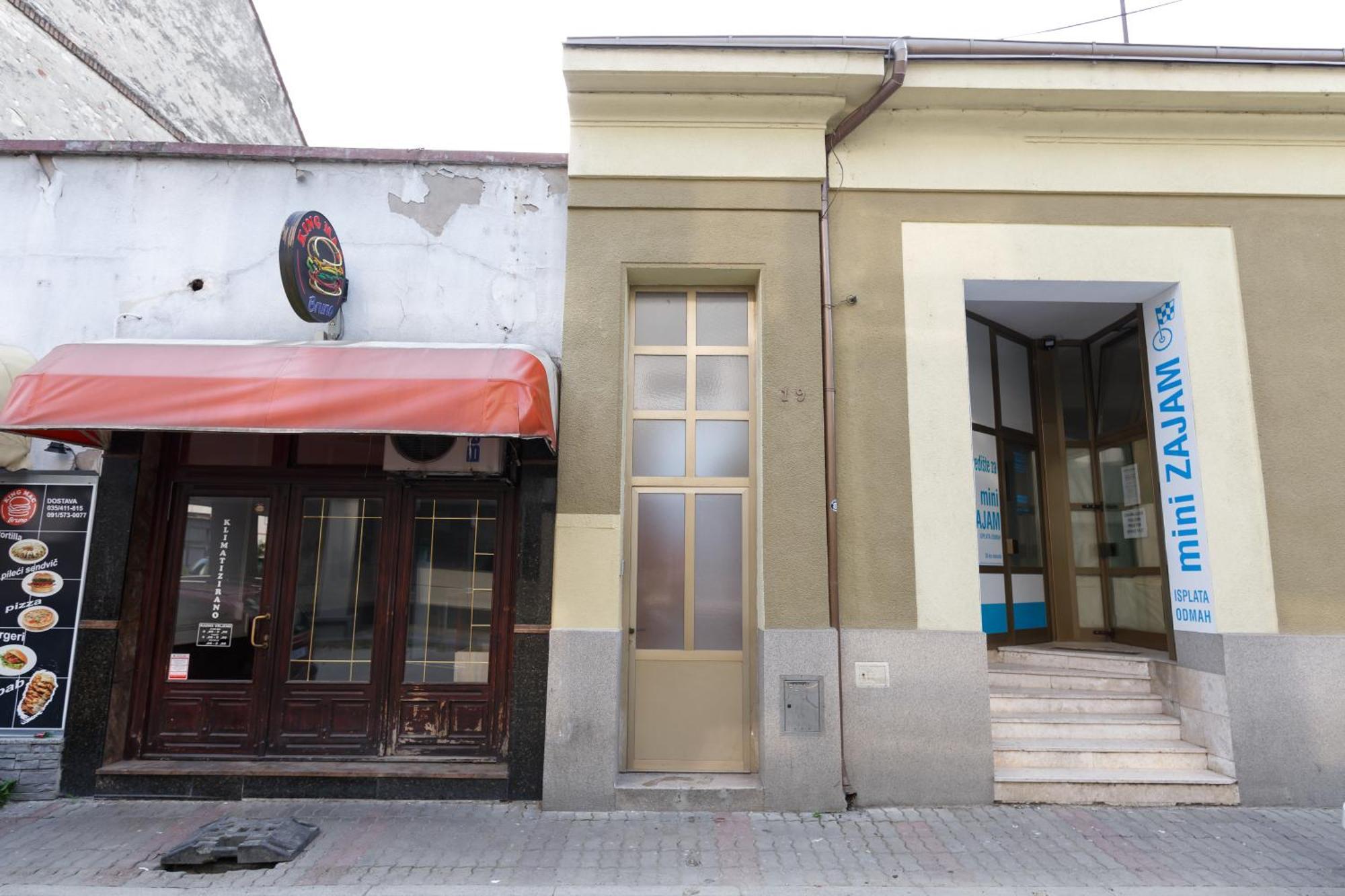 Apartman Royal Slavonski Brod Ngoại thất bức ảnh